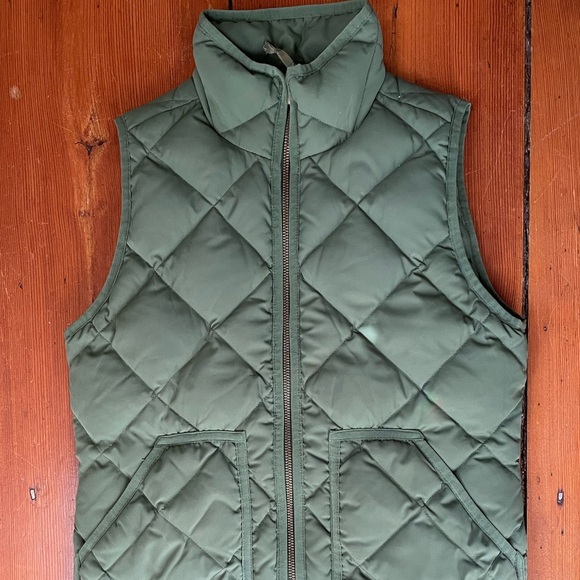 J. Crew Puffer down vest green XXS - Picture 4 of 5